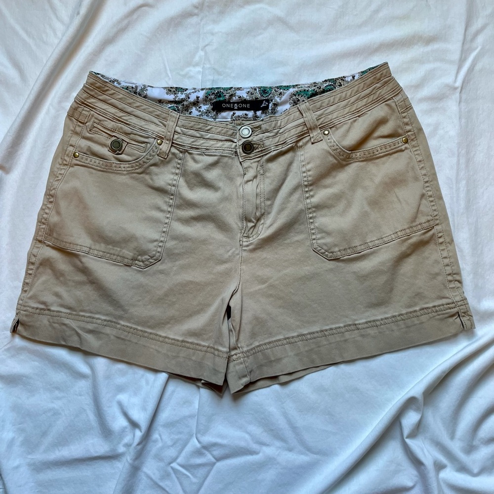Tan ONE 5 ONE shorts, Size 16